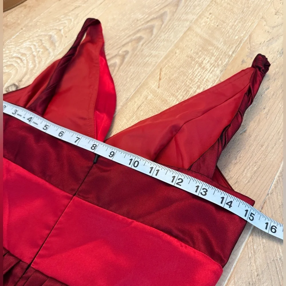 Vintage Morgan & Co formal cocktail dress. Sateen with lace overlay. Size 7/8 - Picture 8 of 8